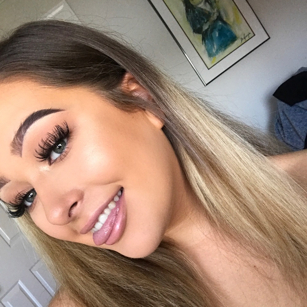Meet your Posher, Dasha
